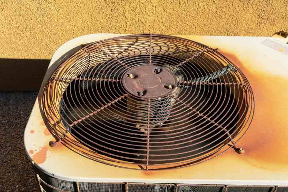 Damaged Heat Pumps: To Repair or Replace?